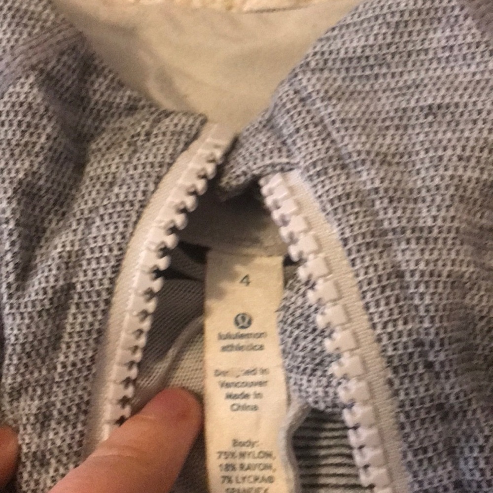 Lululemon Define Jacket - Picture 3 of 4